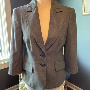 The Limited Single Breasted Jacket‎